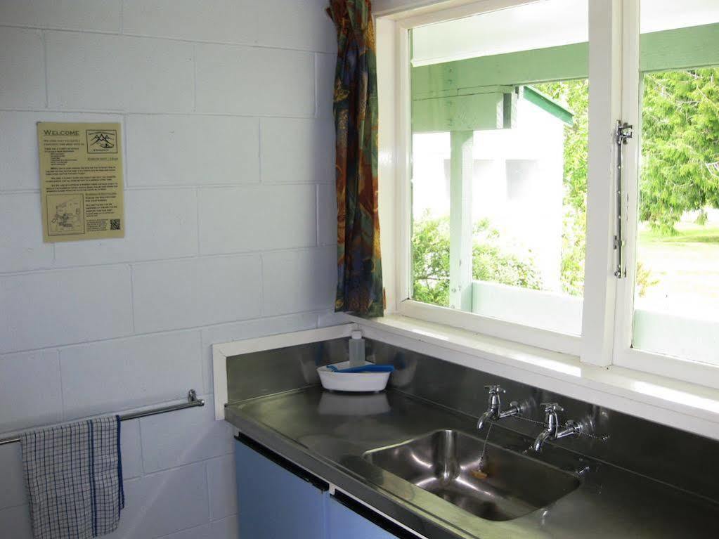 Alpine Holiday Apartments & Campground Hanmer Springs Exterior foto